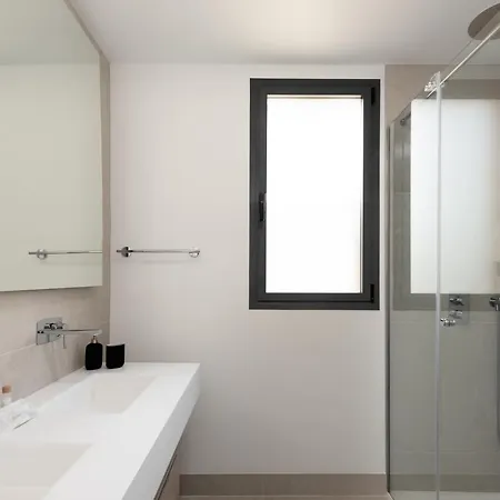 3 Bedroom In Artola With Private Pool *